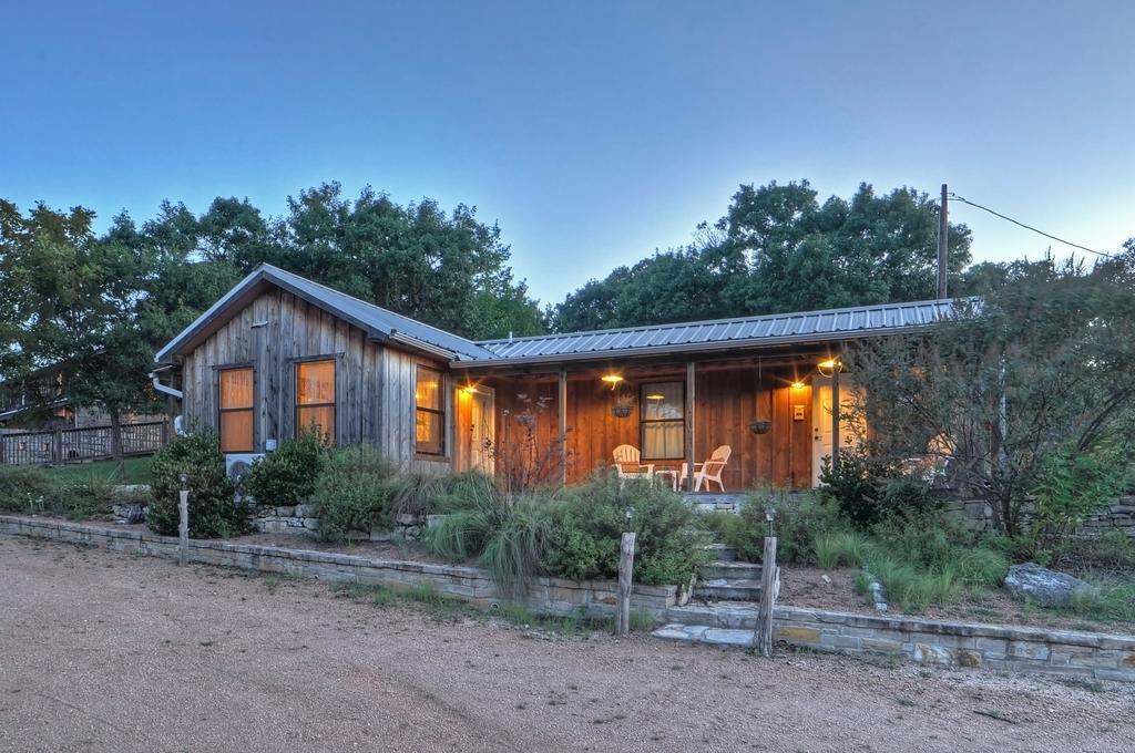 Bed and Breakfast A Barn At The Quarry Fredericksburg Exterior foto